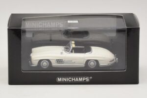 Mercedes 300 SL W198 Roadster White Minichamps 1:43 400039034 Diecast - image 4 of 4
