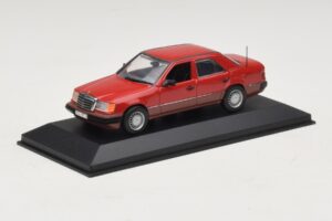 Mercedes 300D W124 Turbo Red Minichamps 1:43 3210 Diecast - image 2 of 4