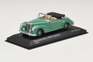 Mercedes 300S Cabriolet Green Minichamps 1:43 430032335 Diecast - image 2 of 5