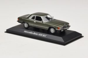 Mercedes 450 SLC C107 Dark Green Metallic Maxichamps 1:43 940033420 Diecast - image 3 of 4