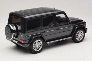 Mercedes AMG G63 W463 Black GT Spirit 1:18 GT035 Resin - image 2 of 6