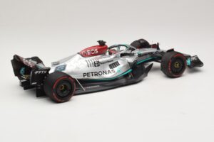 Mercedes AMG Petronas W13 E Performance #63 G. Russell Spanish GP 2022 Minichamps 1:18 110220063 Diecast - image 2 of 7