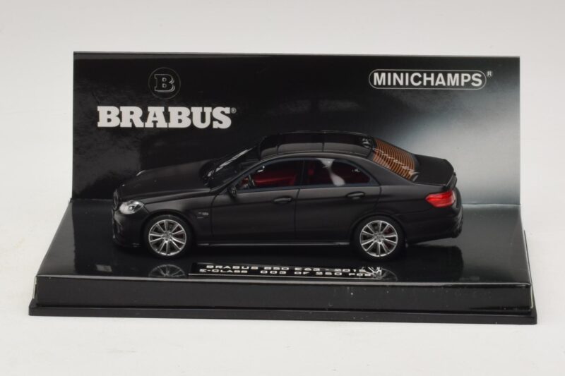 Mercedes Brabus 850 E63 W212 Matt Black Minichamps 1:43 Mercedes Brabus 850 E63 W212 Matt Black Minichamps 1:43 437034101 Diecast