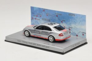 Mercedes E-Class #5 Team Auto Motor und Sport Rally Paris-Peking 2007 Minichamps 1:43 B66962261 Diecast - image 3 of 5