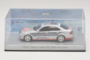 Mercedes E-Class #5 Team Auto Motor und Sport Rally Paris-Peking 2007 Minichamps 1:43 B66962261 Diecast - image 4 of 5