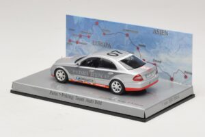Mercedes E-Class #7 Team Auto Bild Rally Paris-Peking 2007 Minichamps 1:43 B66962263 Diecast - image 3 of 5