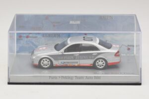 Mercedes E-Class #7 Team Auto Bild Rally Paris-Peking 2007 Minichamps 1:43 B66962263 Diecast - image 4 of 5