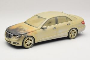 Mercedes E-Class W212 Burned Dubai Art Car Minichamps 1:18 MB008 Diecast