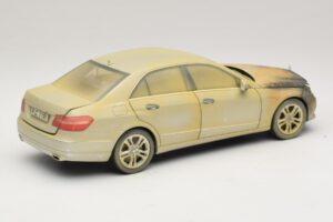 Mercedes E-Class W212 Burned Dubai Art Car Minichamps 1:18 MB008 Diecast - image 2 of 6