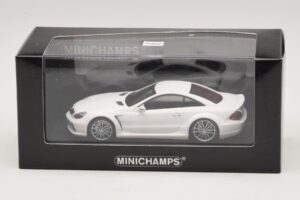 Mercedes SL65 AMG R230 Black Series Matt White Minichamps 1:43 400038222 Diecast - image 4 of 4