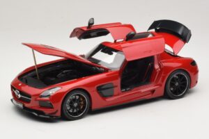 Mercedes SLS AMG C197 Black Series Red Minichamps 1:18 110033022 Diecast - image 3 of 8