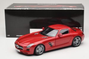 Mercedes SLS AMG C197 Red Metallic Minichamps 1:18 100039020 Diecast - image 8 of 8