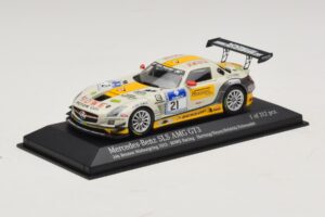 Mercedes SLS AMG GT3 #21 Rowe Racing Hartung / Heyer Nurburgring 24 Hours 2013 Minichamps 1:43 410133221 Diecast - image 2 of 4