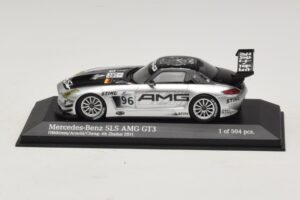 Mercedes SLS AMG GT3 #96 M. Hakkinen / R. Arnold 6 Hours of Zhuhai 2011 Minichamps 1:43 410113296 Diecast