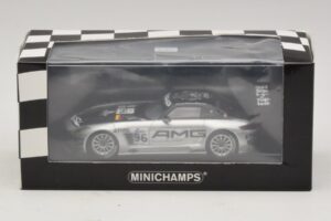 Mercedes SLS AMG GT3 #96 M. Hakkinen / R. Arnold 6 Hours of Zhuhai 2011 Minichamps 1:43 410113296 Diecast - image 4 of 4