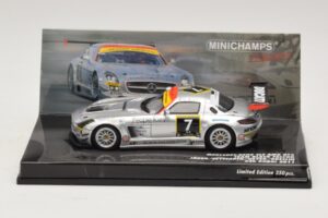 Mercedes SLS AMG GT3 #7 Black Falcon Jager / Seyffarth 24 Hours of Dubai 2011 Minichamps 1:43 437110307 Diecast