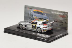 Mercedes SLS AMG GT3 #7 Black Falcon Jager / Seyffarth 24 Hours of Dubai 2011 Minichamps 1:43 437110307 Diecast - image 3 of 5