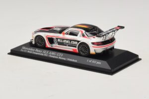 Mercedes SLS AMG GT3 All-Inkl.com #38 FIA GT1 World Championship 2012 Champions Minichamps 1:43 410123238 Diecast - image 3 of 4