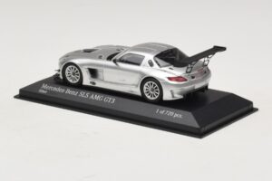 Mercedes SLS AMG GT3 Silver Minichamps 1:43 410113202 Diecast - image 3 of 4