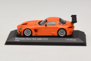 Mercedes SLS AMG GT3 Street Orange Minichamps 1:43 410113204 Diecast