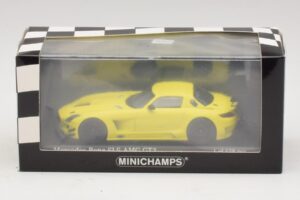 Mercedes SLS AMG GT3 Yellow Minichamps 1:43 410113201 Diecast - image 4 of 4