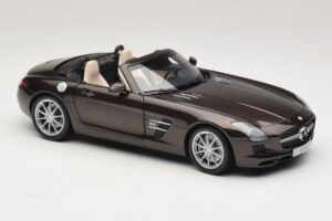 Mercedes SLS AMG Sepang Brown Minichamps 1:18 B66960080 Diecast - image 7 of 9