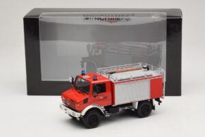 Mercedes Unimog 1300 L TLF 8/18 FF Oberammergau Minichamps 1:43 439033071 Diecast - image 6 of 6