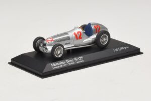 Mercedes W125 R. Caracciola German GP 1937 Minichamps 1:43 400370012 Diecast - image 2 of 3