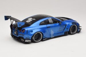 Nissan GT-R R35 Liberty Walk Work T2 Blue Metallic Solido 1:18 S1805801 Diecast - image 2 of 6