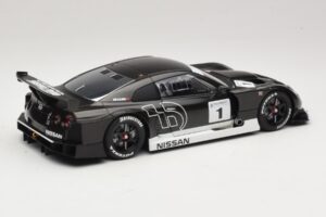 Nissan GT-R R35 Stealth Model Gran Turismo 5 AUTOart 1:18 81041 Diecast - image 3 of 9