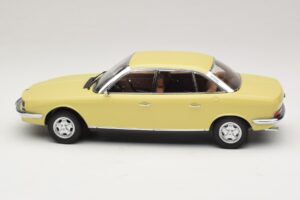 NSU Ro80 Yellow Minichamps 1:18 151015402 Diecast - image 3 of 6