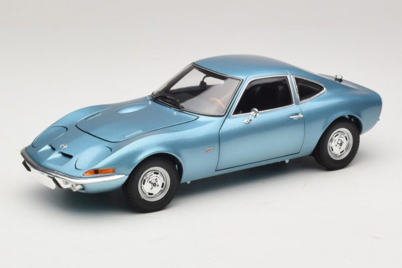 Opel GT Blue Metallic Minichamps 1:18 Opel GT Blue Metallic Minichamps 1:18 180049030 Diecast