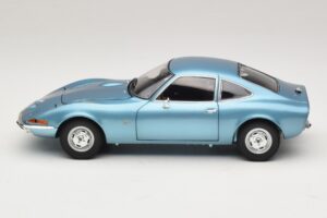 Opel GT Blue Metallic Minichamps 1:18 180049030 Diecast - image 4 of 8