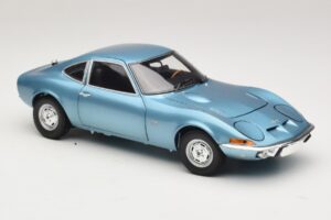 Opel GT Blue Metallic Minichamps 1:18 180049030 Diecast - image 6 of 8