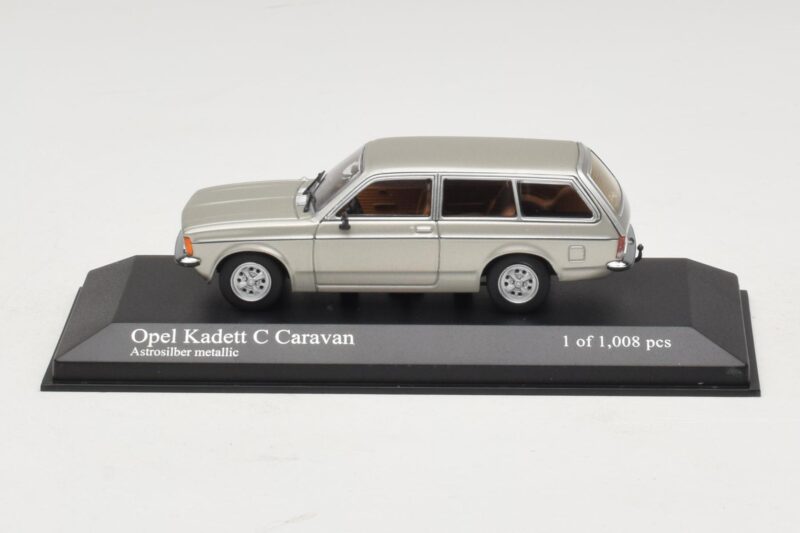 Opel Kadett C Caravan Silver Metallic Minichamps 1:43 400048111 Diecast