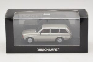 Opel Kadett C Caravan Silver Metallic Minichamps 1:43 400048111 Diecast - image 4 of 4
