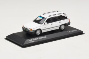 Opel Kadett E Caravan White Minichamps 1:43 400045911 Diecast - image 2 of 4