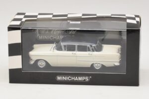 Opel Kapitan A White Minichamps 1:43 400048000 Diecast - image 4 of 4