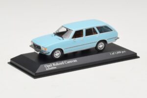 Opel Rekord D Caravan Light Blue Minichamps 1:43 400044014 Diecast - image 2 of 4