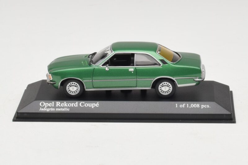 Opel Rekord D Coupe Green Metallic Minichamps 1:43 Opel Rekord D Coupe Green Metallic Minichamps 1:43 400044022 Diecast