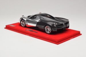 Pagani Huayra Chrome Silver One Off BBR 1:18 P1873CM Resin - image 5 of 7