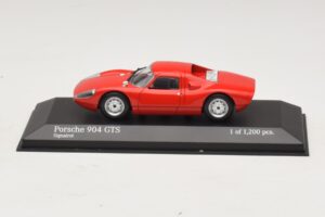 Porsche 904 GTS Red Minichamps 1:43 400065722 Diecast