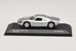Porsche 904 GTS Silver Minichamps 1:43 400065721 Diecast