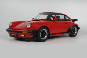 Porsche 911 930 Turbo 3.3 India Red GT Spirit 1:8 GTS802301 Resin - image 2 of 2