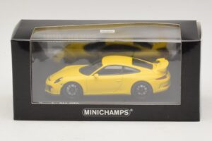 Porsche 911 991 GT3 Yellow Minichamps 1:43 410062021 Diecast - image 4 of 4
