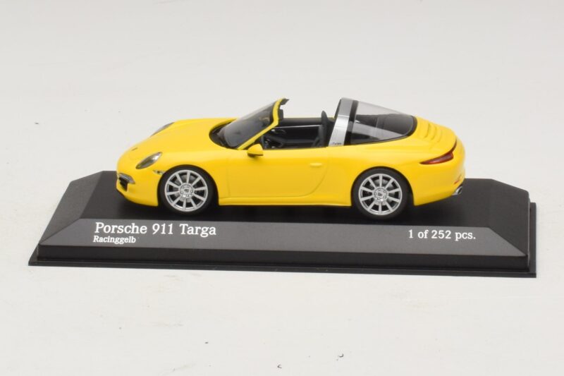 Porsche 911 991 Targa Yellow Minichamps 1:43 Porsche 911 991 Targa Yellow Minichamps 1:43 410062441 Diecast