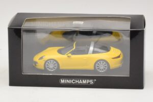 Porsche 911 991 Targa Yellow Minichamps 1:43 410062441 Diecast - image 4 of 4