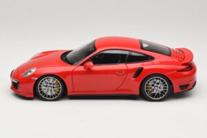 Porsche 911 991 Turbo S Red Minichamps 1:18 110062320 Diecast - image 4 of 8