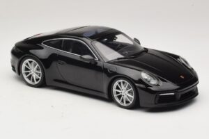 Porsche 911 992 Carrera 4S Black Minichamps 1:18 WAP0211120R992 Diecast - image 4 of 6