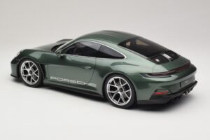 Porsche 911 992 S/T Malachite Green Metallic Norev 1:12 127552 Diecast - image 4 of 6